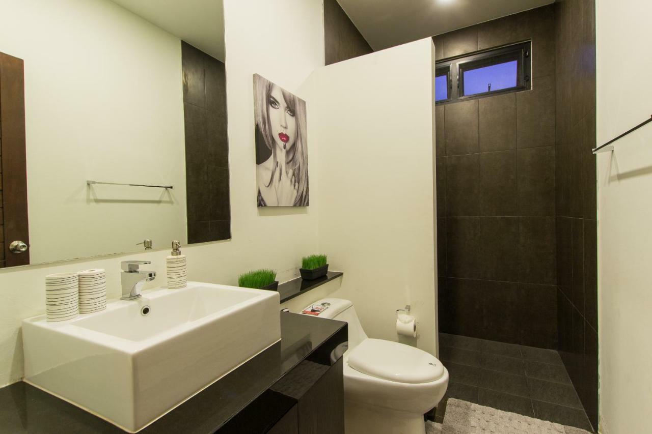 West Facing 3Br Boutique Pool Villa By Intira Villas Rawai Εξωτερικό φωτογραφία